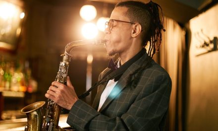 Comprendre le jazz quand on débute sans se sentir perdu
