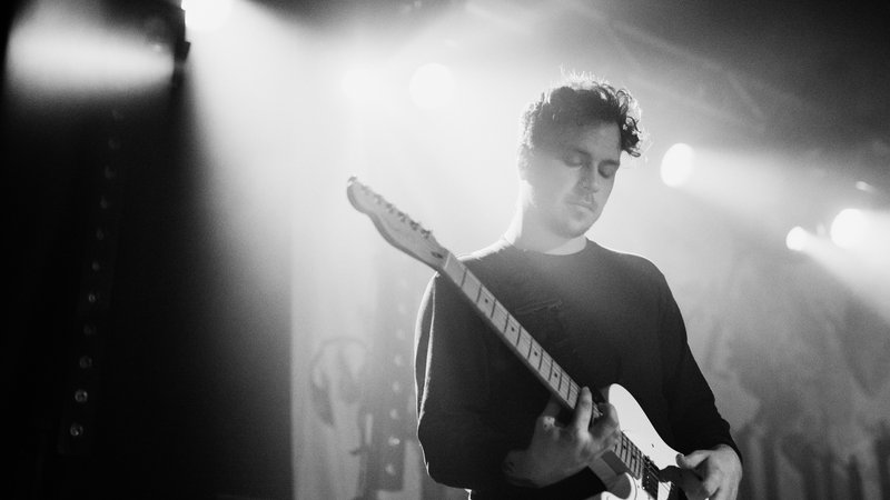 shoegaze band live performance