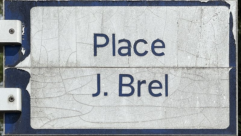 Plaque Place Jacques Brel - Montévrain (FR77) - 2025-08-03 - 1
