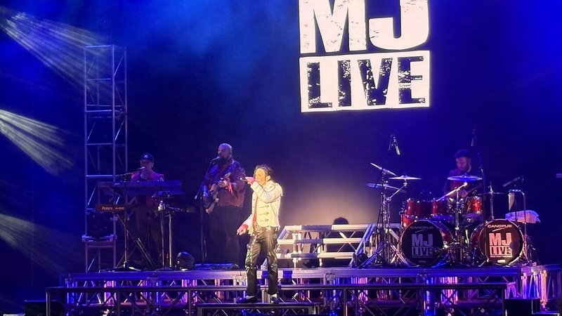 MJ LIVE tribute concert 2