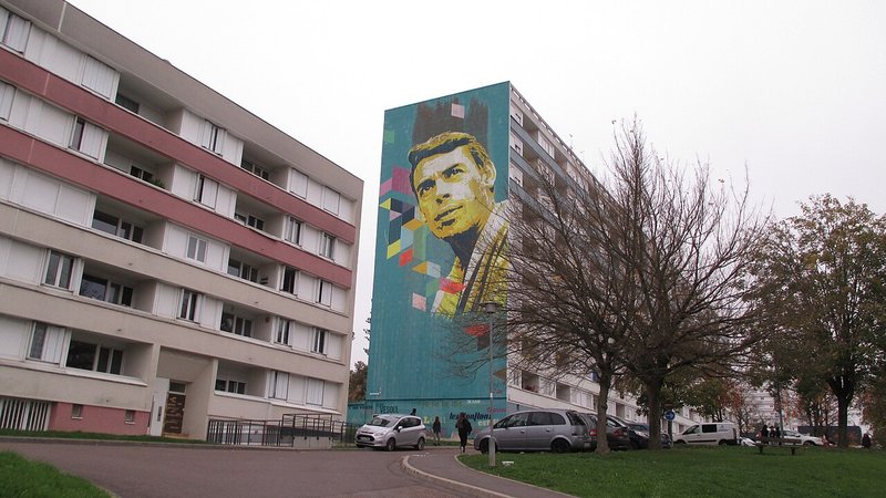 Fresque murale Jacques Brel de Vesoul