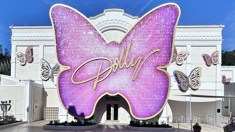 Dolly Parton Experience