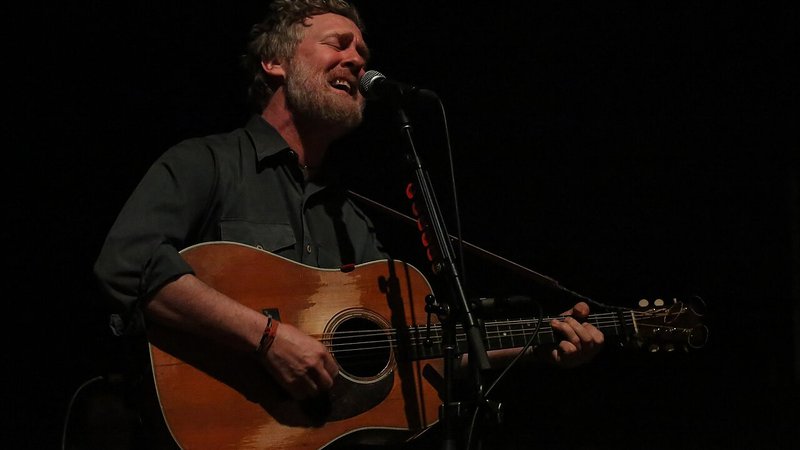 Le cadeau de Glen Hansard qui bouleverse Warren Ellis