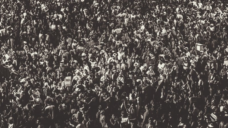 1960s folk music concert crowd