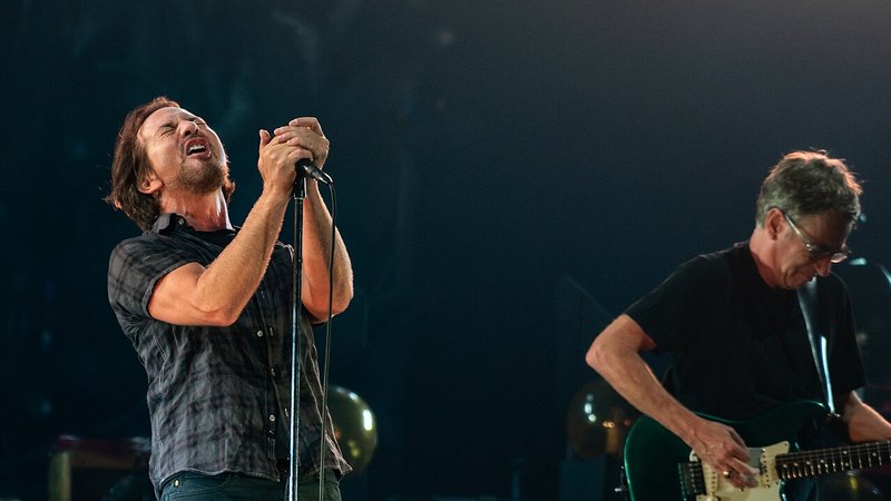 PearlJamO2180618-7