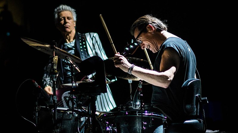 U2 performing in Belfast 10-28-18 (44787153895)