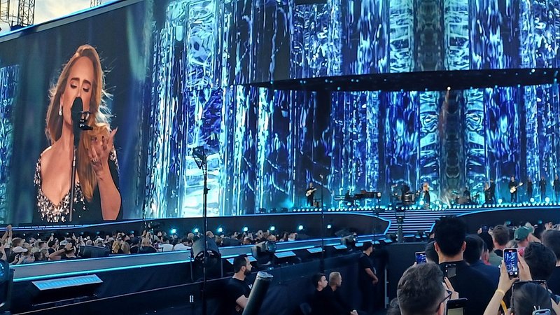 Adele in Munich, Bavaria, Germany - 9 August 2024 (cropped) 2